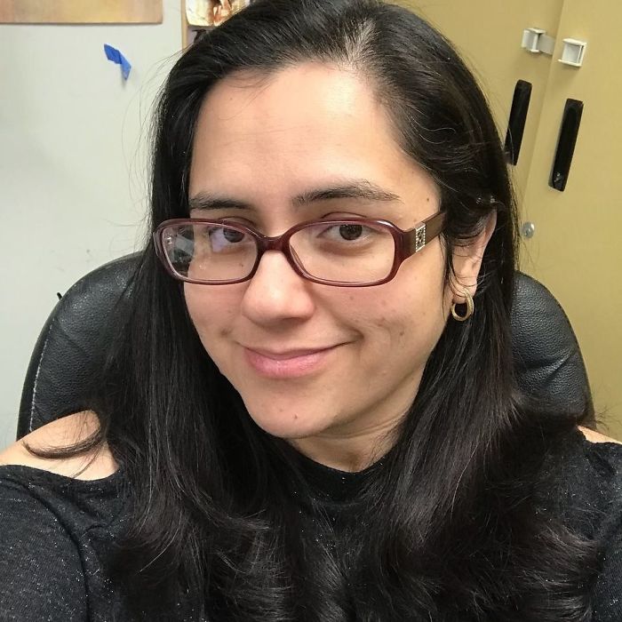 Genius Low-Tech Life Hack For Teachers To Show Handwritten Notes In Online Classes Genius Low-Tech Life Hack For Teachers To Show Handwritten Notes In Online Classes