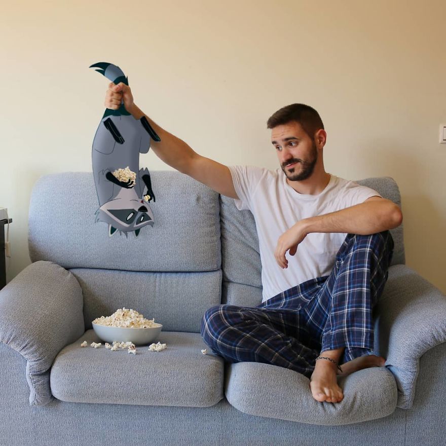 Guy Edits Disney Characters Into His Photos And The Result Looks Like They&#8217;re Having A Blast (30 Pics)