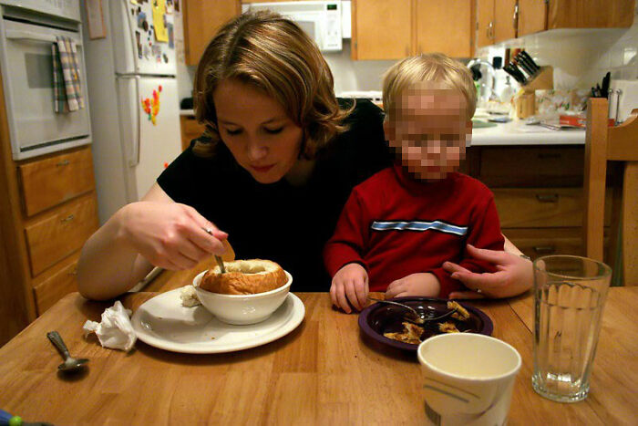 Woman Shares How Moms Finish Eating Last Due To The Additional Work They Have To Do After Seeing This Husband Get Fed Up