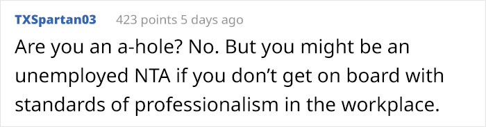 Woman Doesn’t Wear A Bra At Work Despite Her Coworkers Complaining, Asks If She’s Being A Jerk Woman Doesn’t Wear A Bra At Work Despite Her Coworkers Complaining, Asks If She’s Being A Jerk