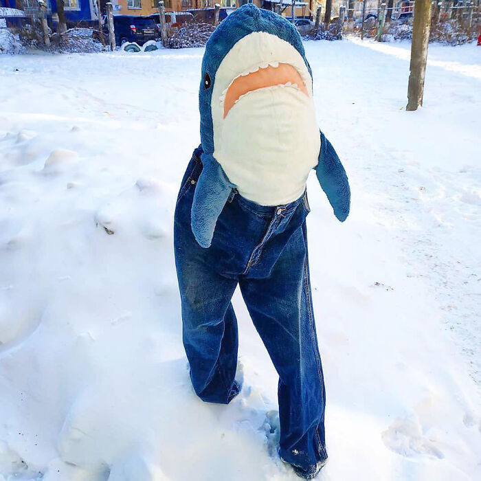 People Are Freezing Their Pants And Other Clothes And It Looks Like The Coolest Science Experiment (40 Pics) People Are Freezing Their Pants And Other Clothes And It Looks Like The Coolest Science Experiment (40 Pics)