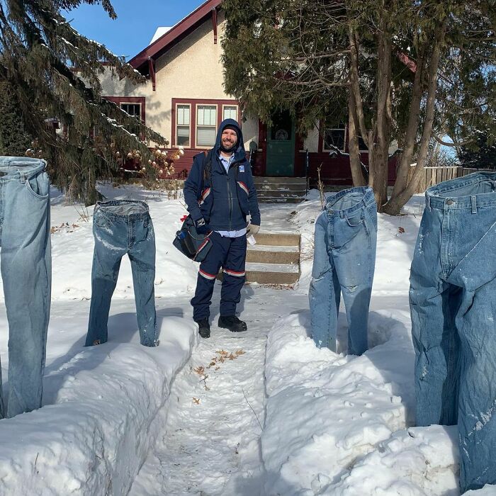 People Are Freezing Their Pants And Other Clothes And It Looks Like The Coolest Science Experiment (40 Pics) People Are Freezing Their Pants And Other Clothes And It Looks Like The Coolest Science Experiment (40 Pics)