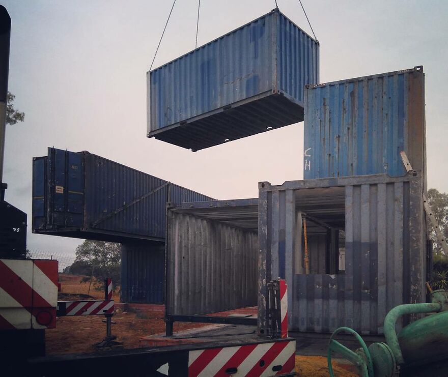 An Incredible Family House In Sevilla Made Of Recycled Shipping Containers An Incredible Family House In Sevilla Made Of Recycled Shipping Containers