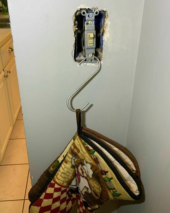 40 Times Boston Home Inspectors Discovered Such Interesting Things, They Just Had To Take A Photo 40 Times Boston Home Inspectors Discovered Such Interesting Things, They Just Had To Take A Photo