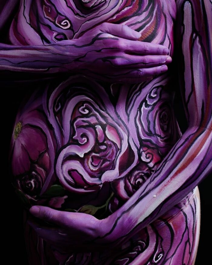 Artist Transforms Human Body Into Incredible Optical Illusions (70 pics) Artist Transforms Human Body Into Incredible Optical Illusions (70 pics)