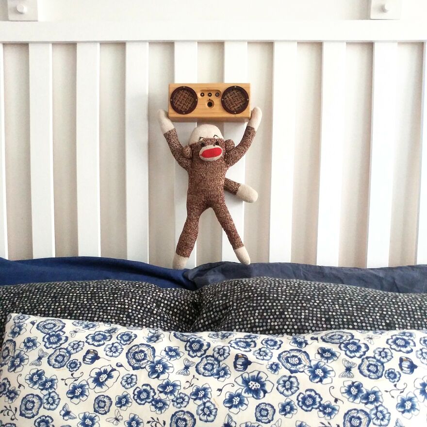 I’ve Made My Wife Laugh Every Day Of The Pandemic With Daily Sock Monkey Shows And I Hope They Make You Smile Too (65 Pics) I’ve Made My Wife Laugh Every Day Of The Pandemic With Daily Sock Monkey Shows And I Hope They Make You Smile Too (65 Pics)