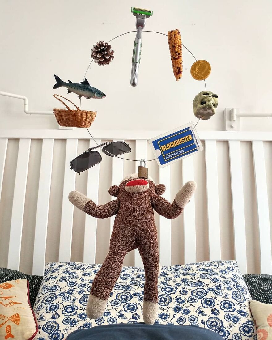 I’ve Made My Wife Laugh Every Day Of The Pandemic With Daily Sock Monkey Shows And I Hope They Make You Smile Too (65 Pics) I’ve Made My Wife Laugh Every Day Of The Pandemic With Daily Sock Monkey Shows And I Hope They Make You Smile Too (65 Pics)
