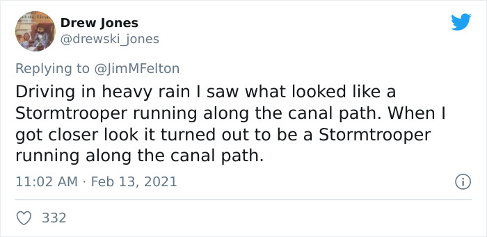 People Are Sharing The Most Bizarre Things They’ve Seen On Public Transport (45 Tweets) People Are Sharing The Most Bizarre Things They’ve Seen On Public Transport (45 Tweets)