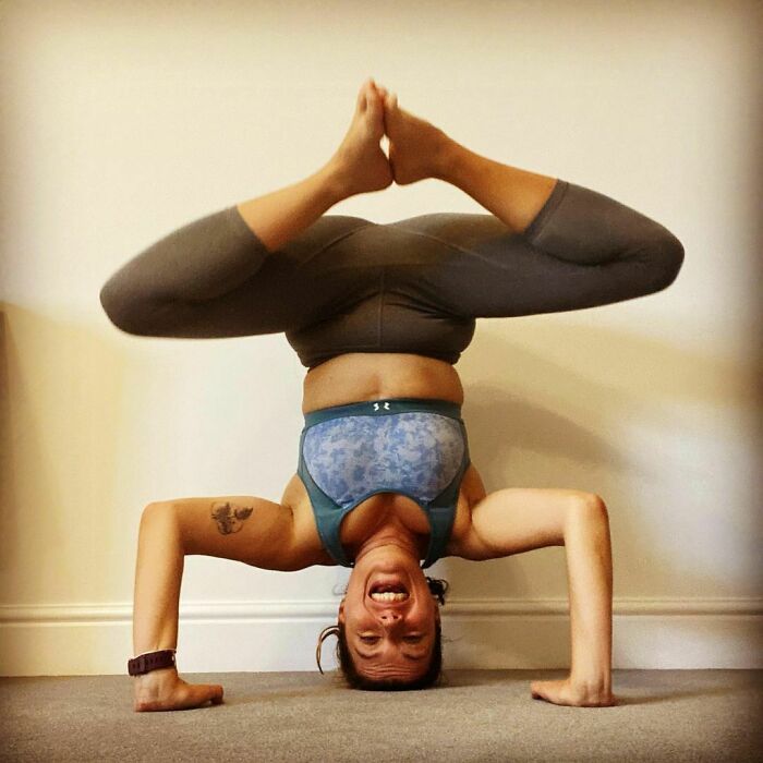 41 Women Post Unedited Pics To “Normalize Normal Bodies”