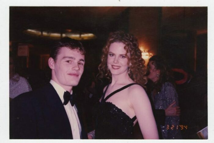 Photo Dealer Finds An Old Photo Collection With Photos Of A &#8220;Mysterious&#8221; Man With Hollywood Celebrities (30 Pics)