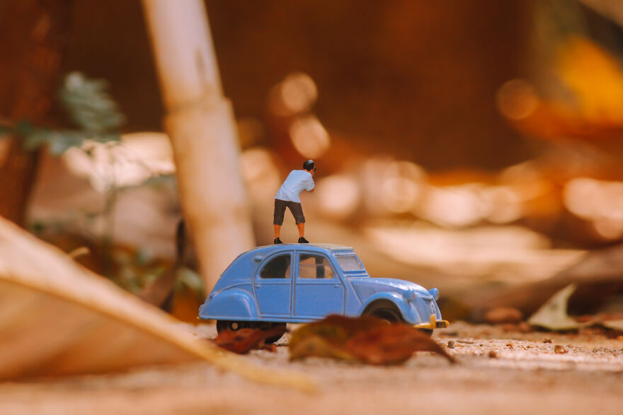 I Joined A Miniature Photographer In His Adventure I Joined A Miniature Photographer In His Adventure