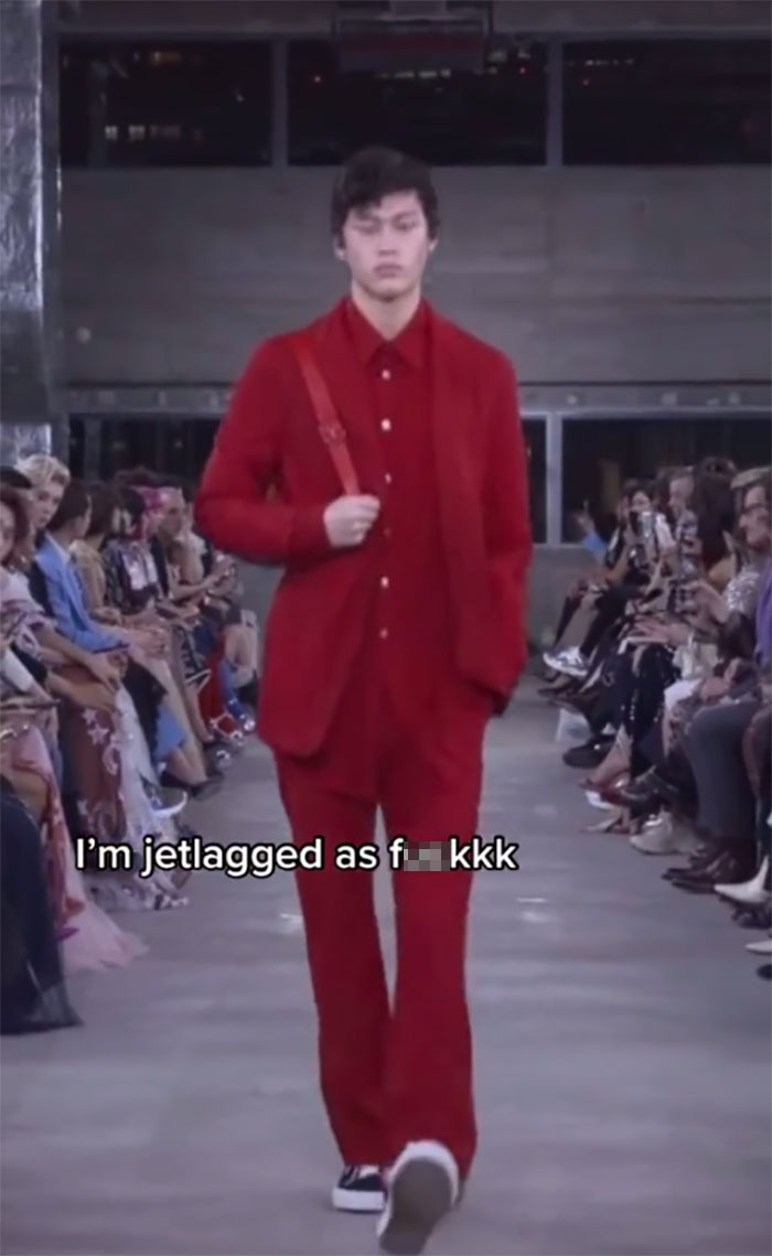 Model Shares What Goes Through His Mind During His Runway Walk And People Think It’s Hilarious Model Shares What Goes Through His Mind During His Runway Walk And People Think It’s Hilarious
