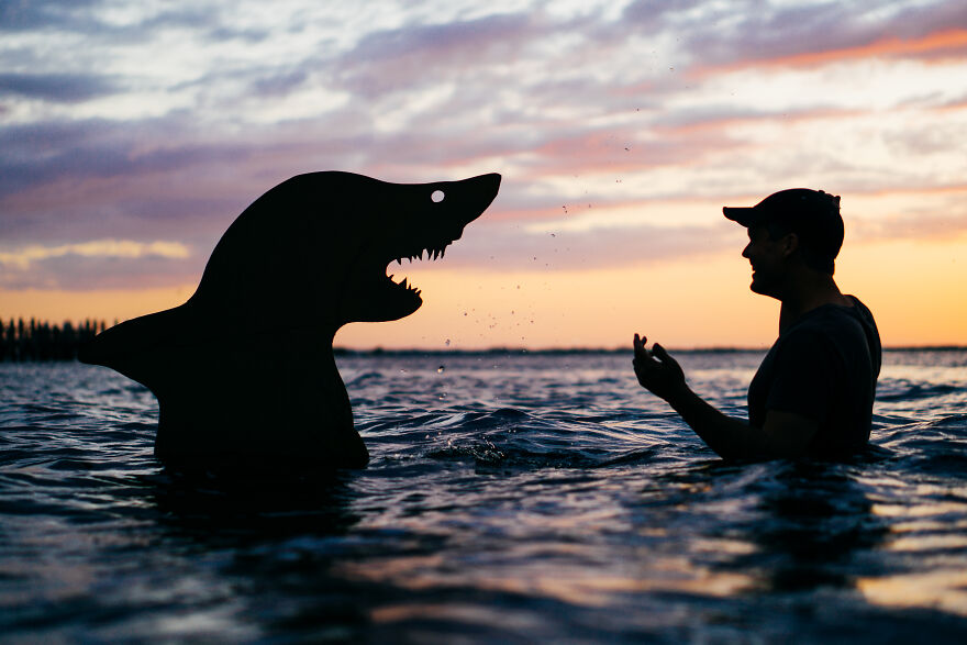 Valentine’s Day Is Coming, So I Made These 37 Selfie Date Cardboard Cutouts At Sunset To Get You In The Mood (47 Pics) Valentine’s Day Is Coming, So I Made These 37 Selfie Date Cardboard Cutouts At Sunset To Get You In The Mood (47 Pics)