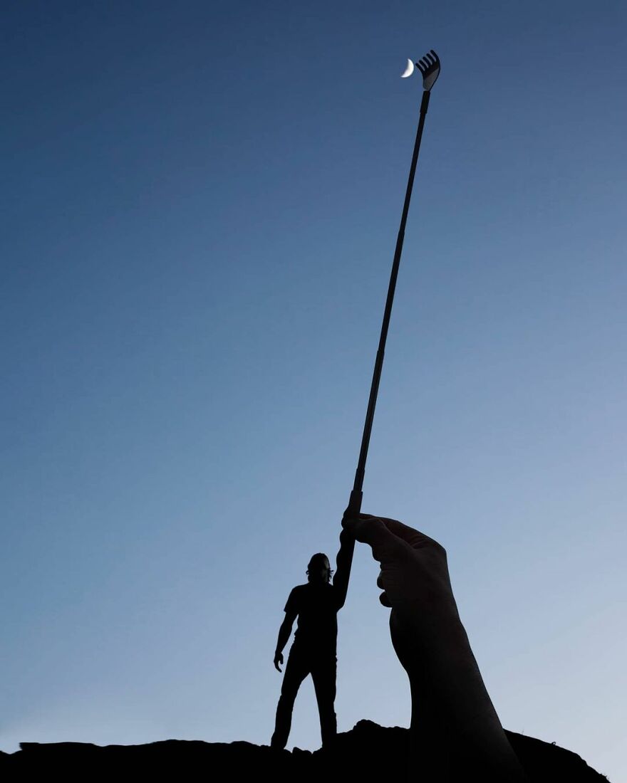 This Photographer Captured 40 Photographs Which Perfectly Show The Power Of Perspective This Photographer Captured 40 Photographs Which Perfectly Show The Power Of Perspective