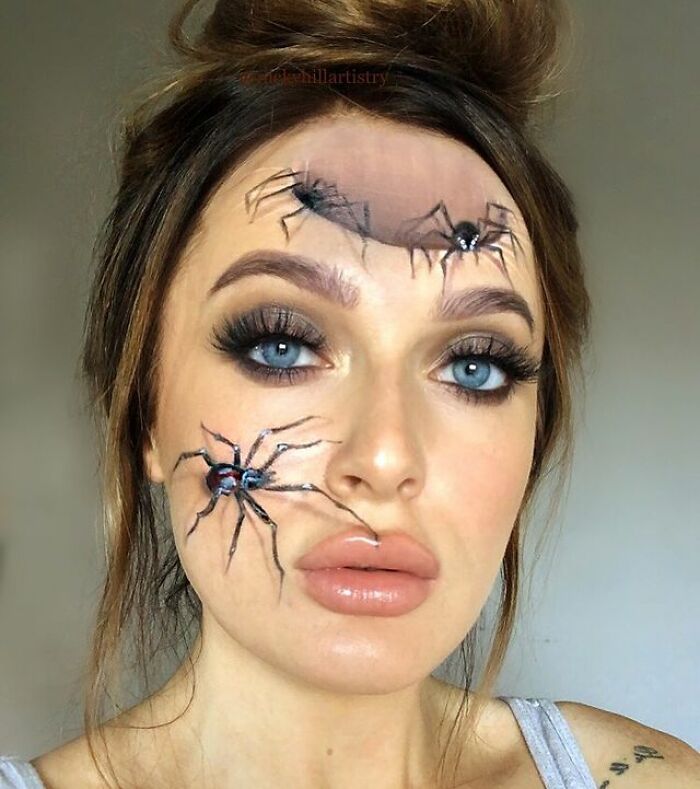 This Makeup Artist Transforms Herself Into Almost Anyone And Anything, And Here Are 30 Pics