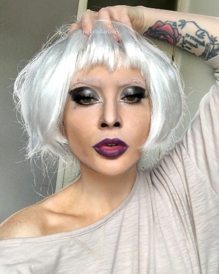 This Makeup Artist Transforms Herself Into Almost Anyone And Anything, And Here Are 30 Pics