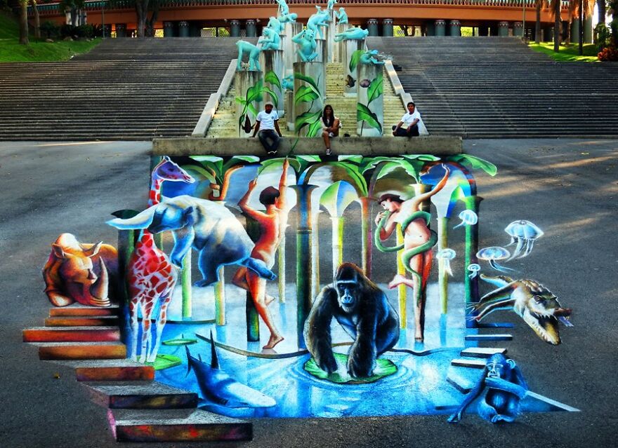 54 3D Optical Illusions By This Talented Mexican Street Artist 54 3D Optical Illusions By This Talented Mexican Street Artist