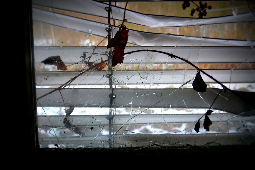 My Exploration Of A Clinic That Was Abandoned In 2002, From One Day To The Next My Exploration Of A Clinic That Was Abandoned In 2002, From One Day To The Next