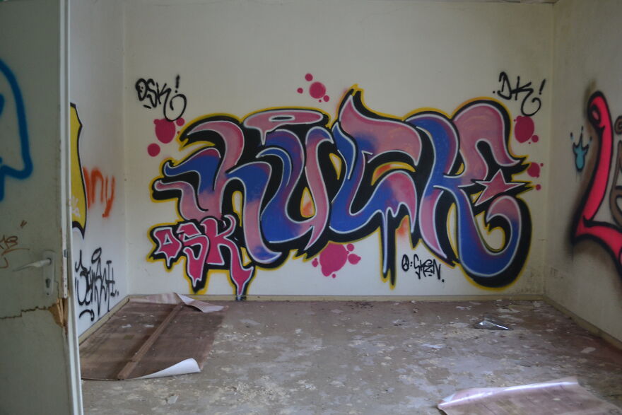 My Exploration Of A Clinic That Was Abandoned In 2002, From One Day To The Next My Exploration Of A Clinic That Was Abandoned In 2002, From One Day To The Next