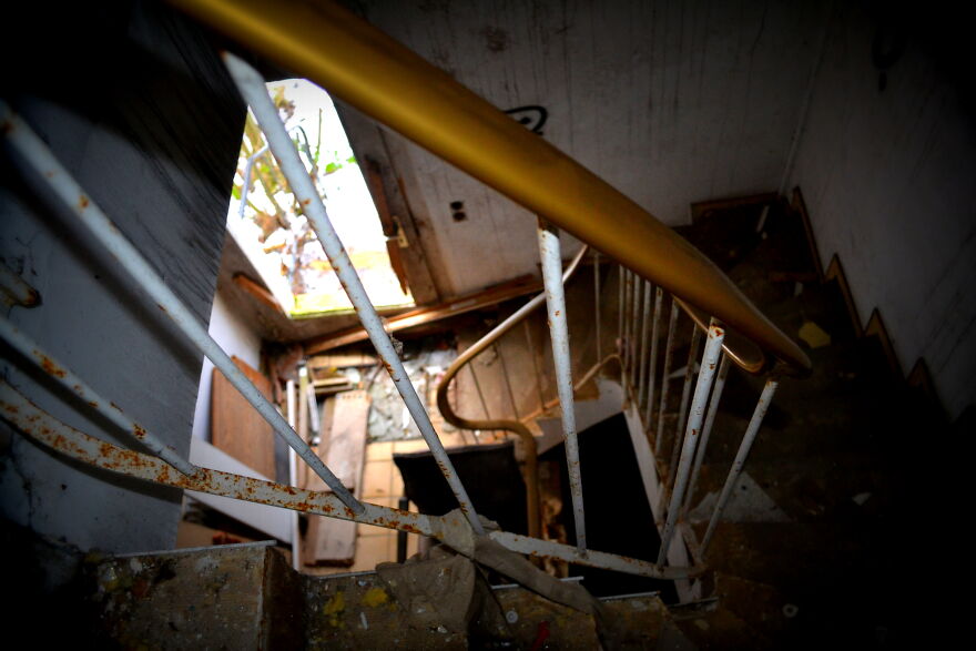 My Exploration Of A Clinic That Was Abandoned In 2002, From One Day To The Next My Exploration Of A Clinic That Was Abandoned In 2002, From One Day To The Next