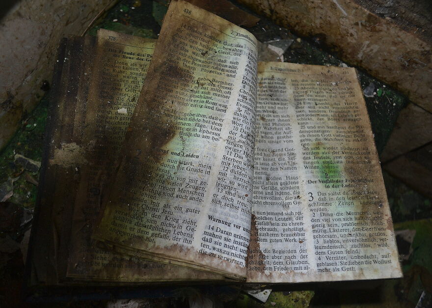 My Exploration Of A Clinic That Was Abandoned In 2002, From One Day To The Next My Exploration Of A Clinic That Was Abandoned In 2002, From One Day To The Next