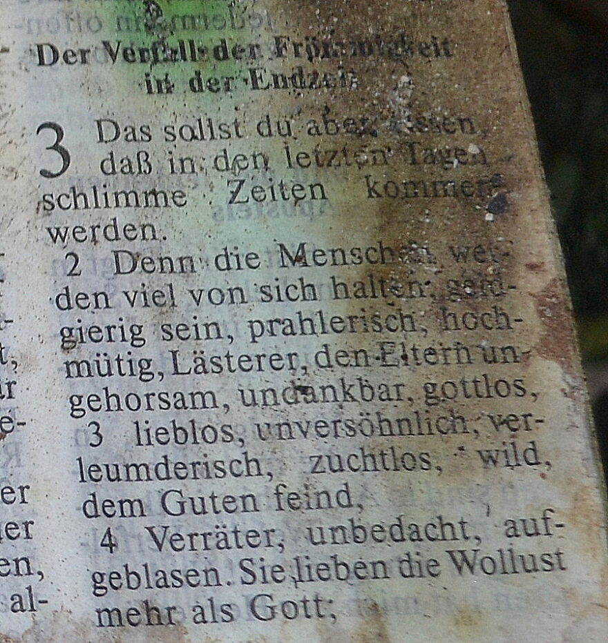 My Exploration Of A Clinic That Was Abandoned In 2002, From One Day To The Next My Exploration Of A Clinic That Was Abandoned In 2002, From One Day To The Next