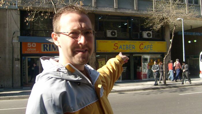 Pandas, What’s The Weirdest Thing You’ve Seen Outside? (Closed) Pandas, What’s The Weirdest Thing You’ve Seen Outside? (Closed)