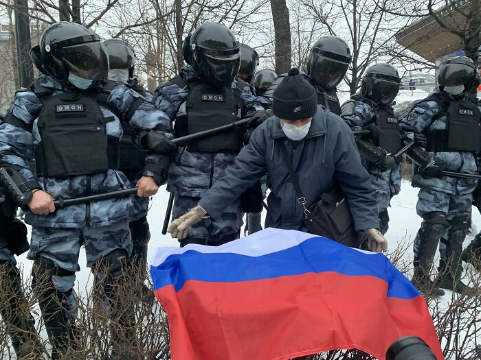 27 Photos Capturing The Massive Anti-Corruption Protests That Are Currently Happening In Russia 27 Photos Capturing The Massive Anti-Corruption Protests That Are Currently Happening In Russia