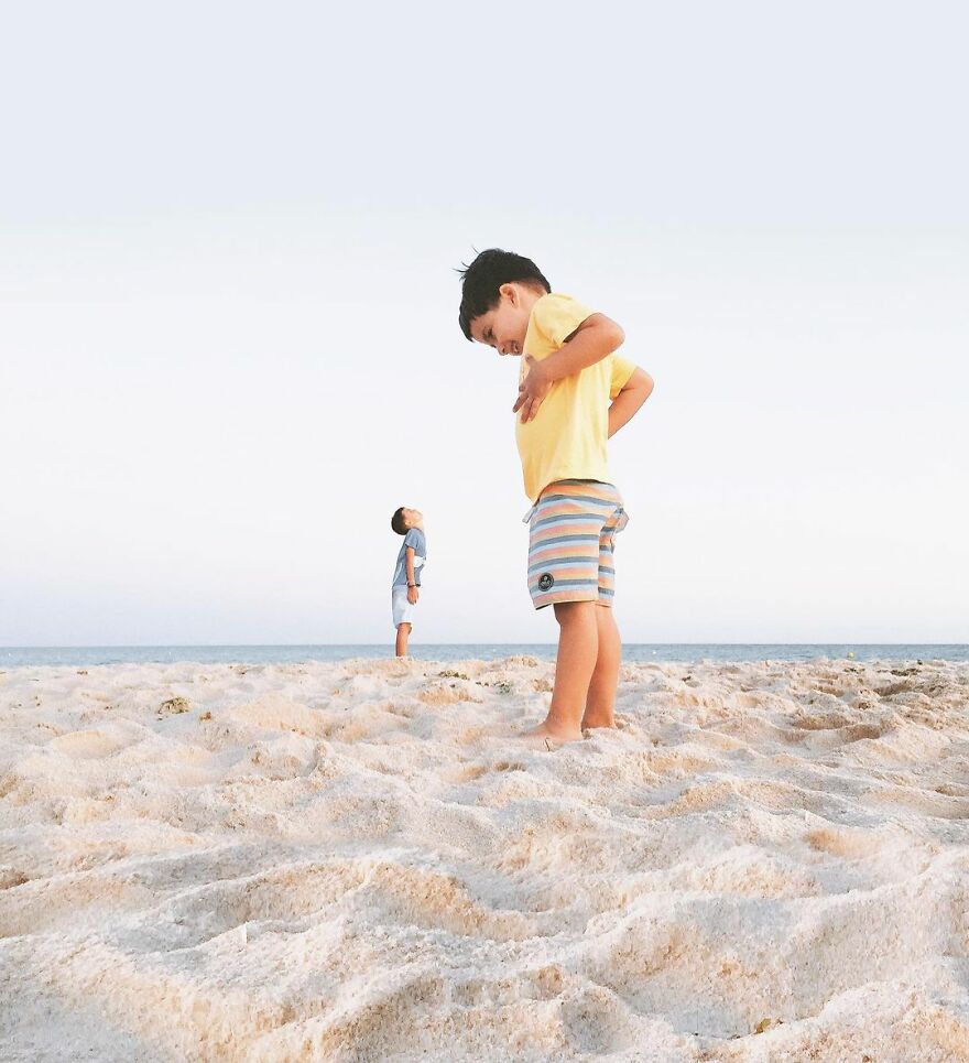 I Used Unorthodox Perspectives To Create These 52 Photos I Used Unorthodox Perspectives To Create These 52 Photos