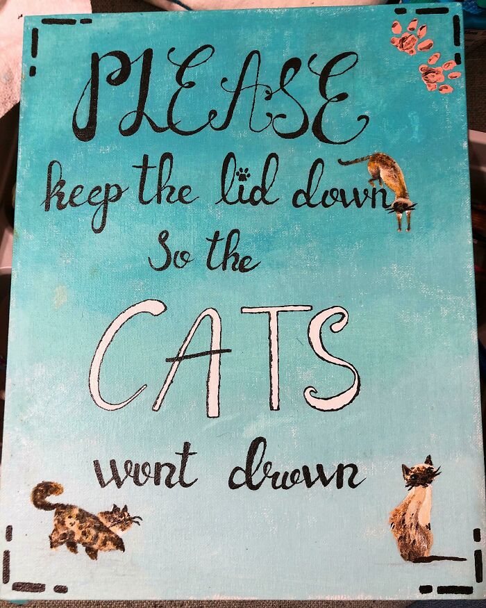 34 Times Cats Acted So Audacious That Their Owners Put Up A Sign To Warn Others About Their Ways 34 Times Cats Acted So Audacious That Their Owners Put Up A Sign To Warn Others About Their Ways