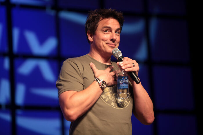 40 Times Celebrities Proved Themselves To Be Actually Nice People, Shared By Folks On Reddit 40 Times Celebrities Proved Themselves To Be Actually Nice People, Shared By Folks On Reddit