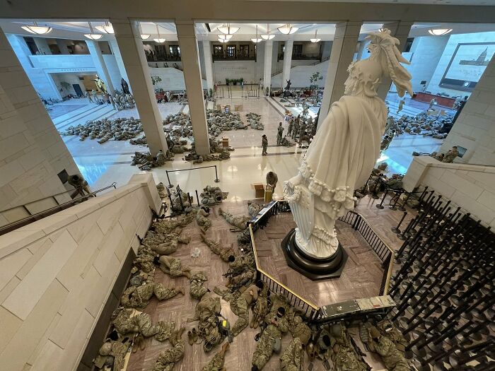 15 Pics That Show How The Level Of Security In The Capitol Has Changed 15 Pics That Show How The Level Of Security In The Capitol Has Changed