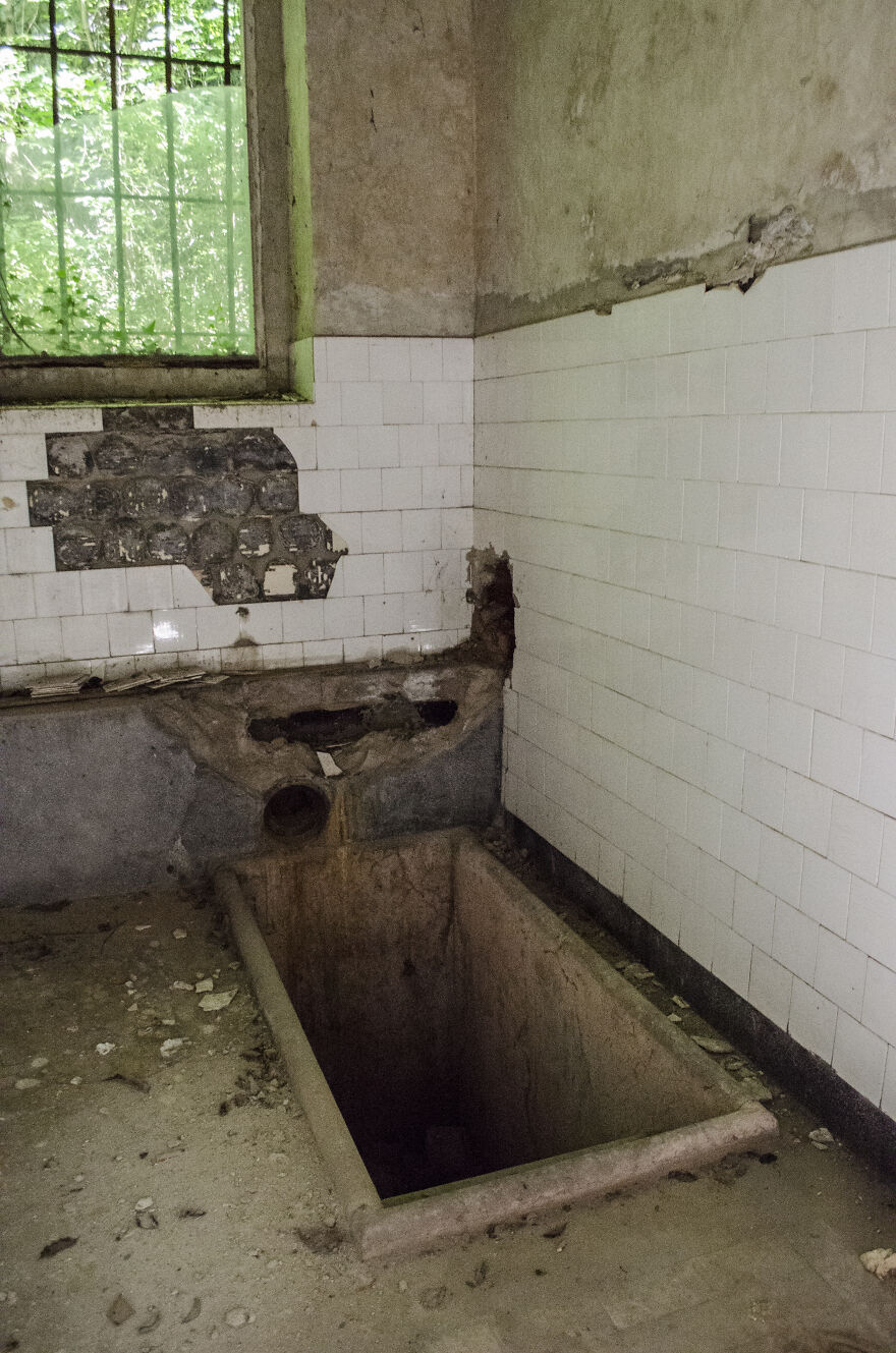 I Started A Reactivation Project To Save One Of The Oldest Spa Resorts In Europe—The Stunning Herculane Baths I Started A Reactivation Project To Save One Of The Oldest Spa Resorts In Europe—The Stunning Herculane Baths