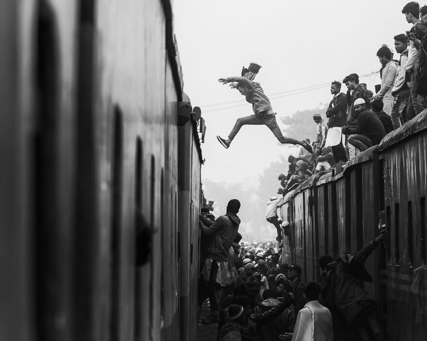 Photographs Chosen As ‘Best Of Show’ At International Photography Awards (16 Pics) Photographs Chosen As ‘Best Of Show’ At International Photography Awards (16 Pics)