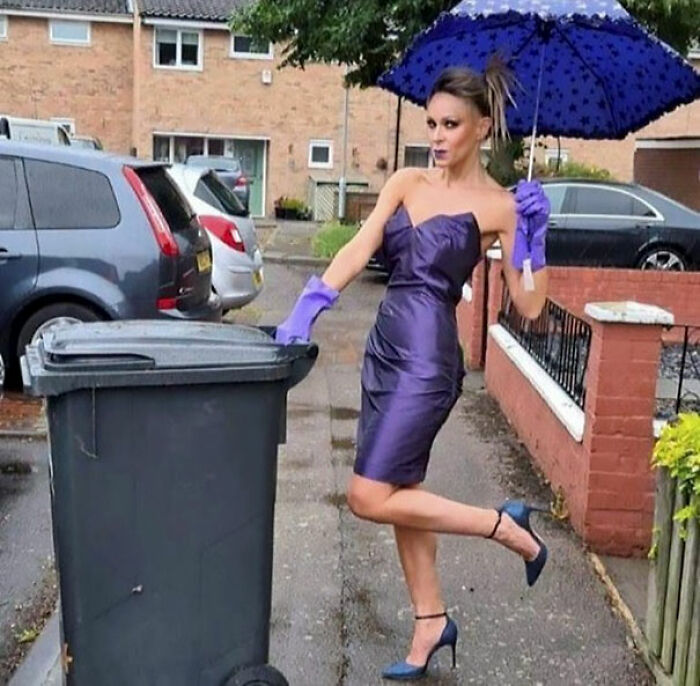 For 20 Weeks, This Essex Woman Wore Posh Dresses To Take Her Garbage Out (13 Pics) For 20 Weeks, This Essex Woman Wore Posh Dresses To Take Her Garbage Out (13 Pics)