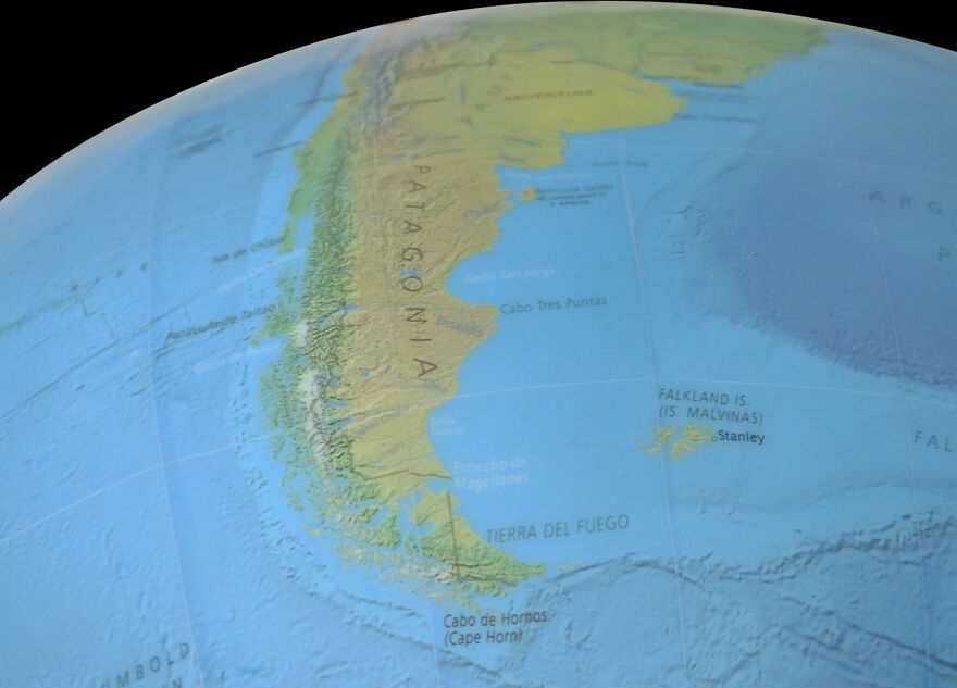 I Create Large Earth Globes From Gypsum And Natural Pigments (16 Pics) I Create Large Earth Globes From Gypsum And Natural Pigments (16 Pics)