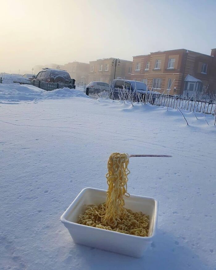 30 Pictures That Show How Unfathomably Cold It Is In Russia Right Now 30 Pictures That Show How Unfathomably Cold It Is In Russia Right Now