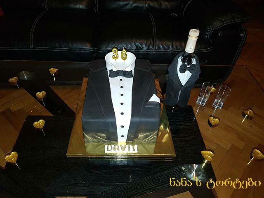 My Aunt’s Artistic Cakes (26 Pics)