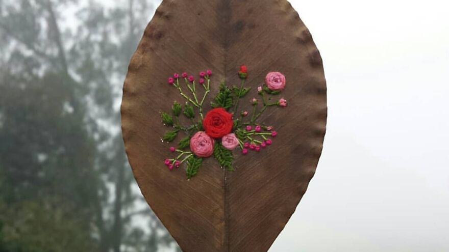 This Brazilian Artist Creates Unique Designs Of Embroidery On Fallen Leaves (109 Pics) This Brazilian Artist Creates Unique Designs Of Embroidery On Fallen Leaves (109 Pics)