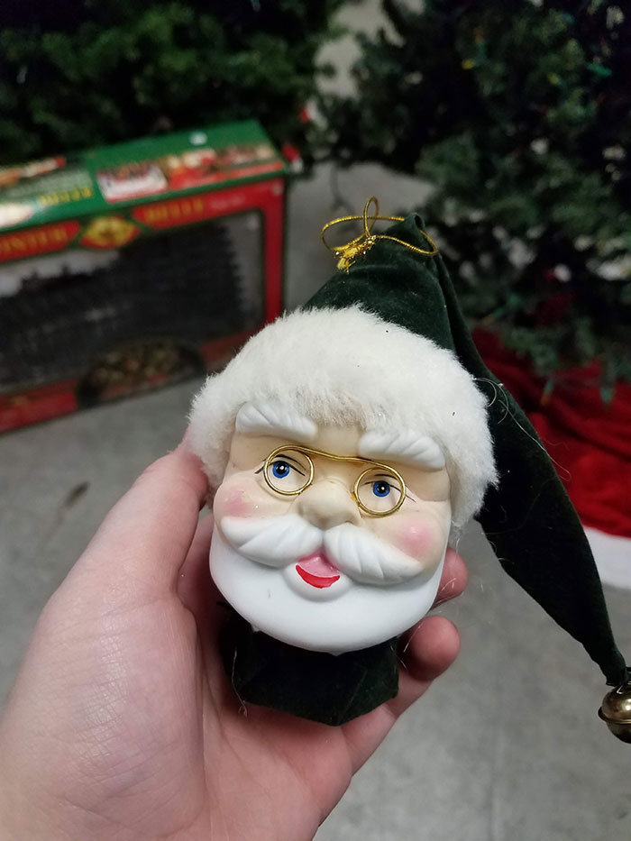 Hey Pandas, Post Your Creepiest Christmas Decorations (Closed) Hey Pandas, Post Your Creepiest Christmas Decorations (Closed)