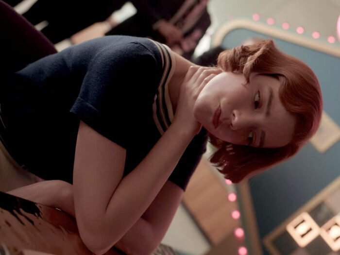 The Queen’s Gambit Is Full Of Hidden Details And Here Are 19 Of Them