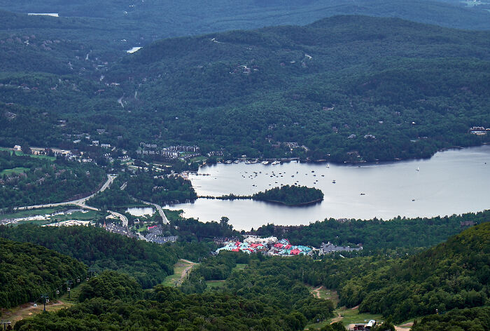 Local People Share 30 Things Tourists Do That Make Them Stand Out As A Non-Local Local People Share 30 Things Tourists Do That Make Them Stand Out As A Non-Local