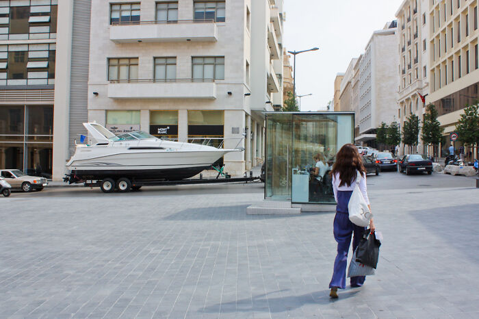 Local People Share 30 Things Tourists Do That Make Them Stand Out As A Non-Local Local People Share 30 Things Tourists Do That Make Them Stand Out As A Non-Local