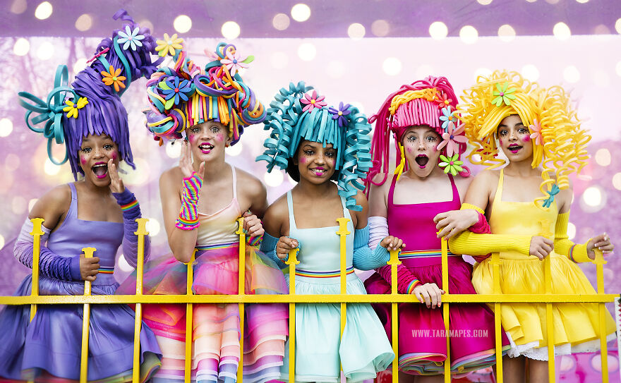 I Created Foam Wigs And Shot At An Empty Carnival To Create This Colorful Carnival Photoshoot I Created Foam Wigs And Shot At An Empty Carnival To Create This Colorful Carnival Photoshoot