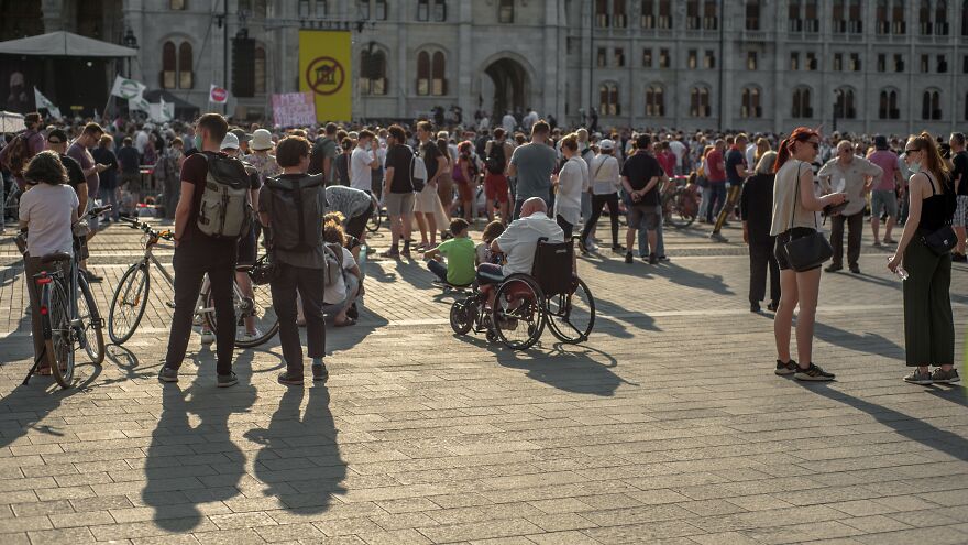 My Photos Documenting The Budapest Demonstration &#8220;No Fudan&#8221;