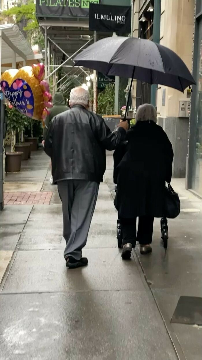 This Insta Account Showcases New York Without Sugarcoating Anything And Here&#8217;re 40 Of Their Best Pics