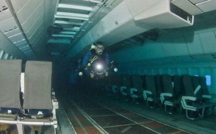 This Group Is All About The Fear Of Submerged Man-Made Objects, And Here Are 30 Of The Scariest Pics That Will Make You Want To Swim Away This Group Is All About The Fear Of Submerged Man-Made Objects, And Here Are 30 Of The Scariest Pics That Will Make You Want To Swim Away