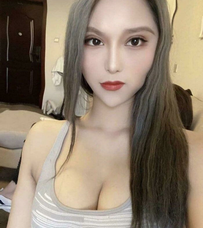 30 Instagrammers Whose Photos Are So Far From Reality, They Got Shamed For It Online (New Pics) 30 Instagrammers Whose Photos Are So Far From Reality, They Got Shamed For It Online (New Pics)