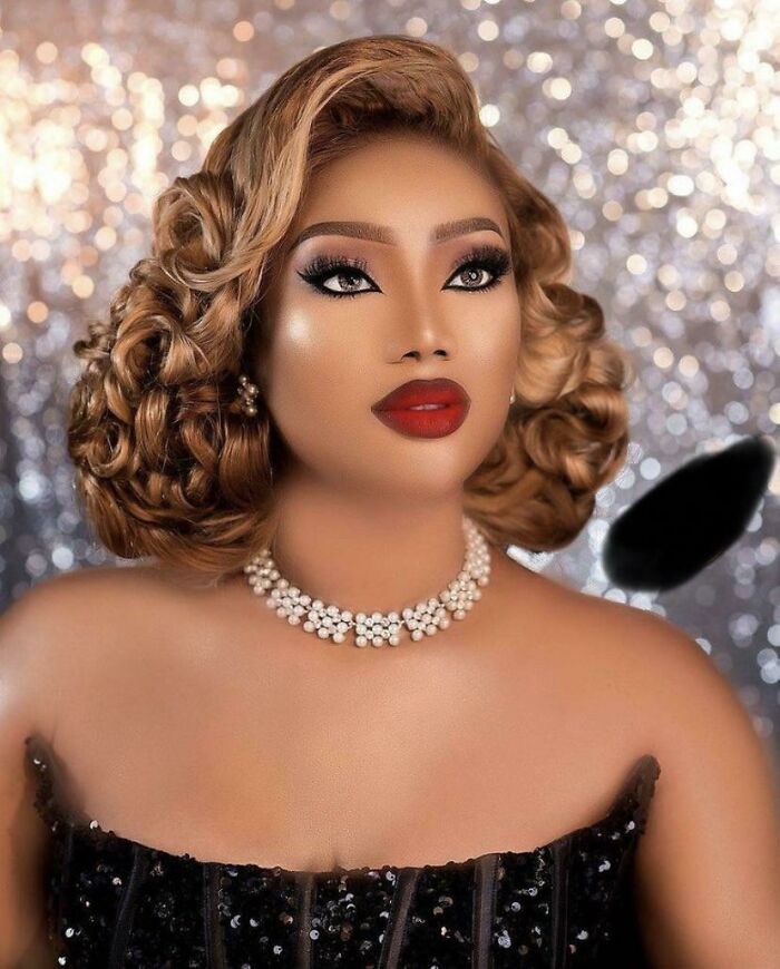 30 Instagrammers Whose Photos Are So Far From Reality, They Got Shamed For It Online (New Pics) 30 Instagrammers Whose Photos Are So Far From Reality, They Got Shamed For It Online (New Pics)