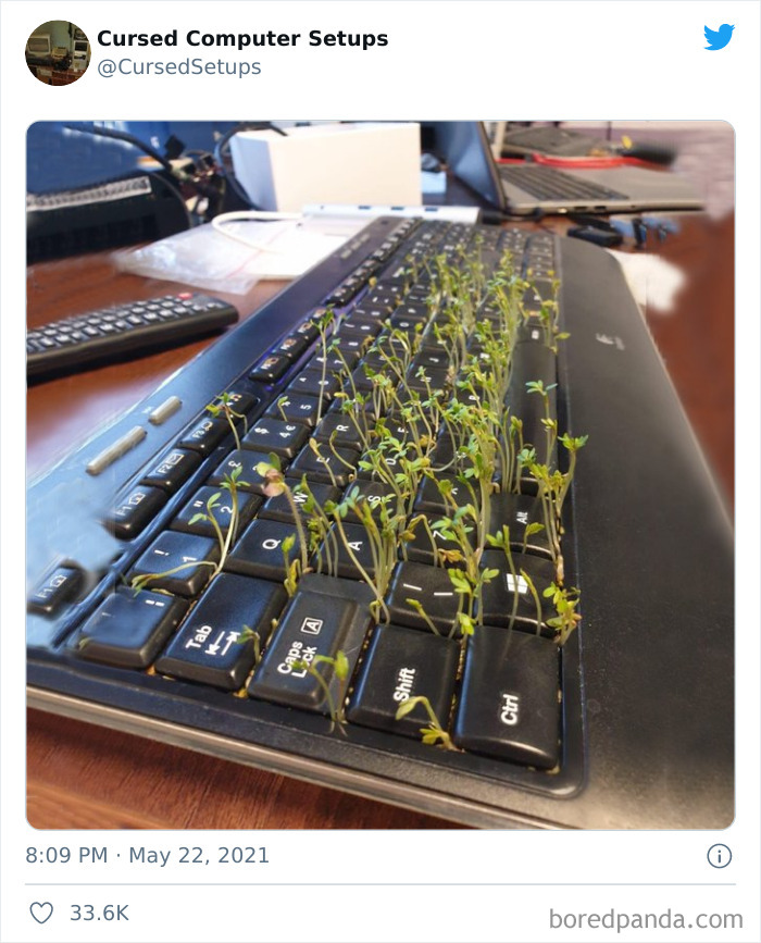 30 Times People Had Such Terrible Computer Setups, They Could Only Be Described As ‘Cursed’, As Shared By This Twitter Account 30 Times People Had Such Terrible Computer Setups, They Could Only Be Described As ‘Cursed’, As Shared By This Twitter Account